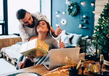 Paare als auch Singles für den Amorelie Adventskalender 2020
