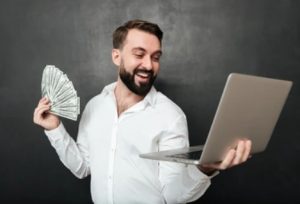 der-kontakt-zum-kreditvermittler-credimaxx-verläuft-online